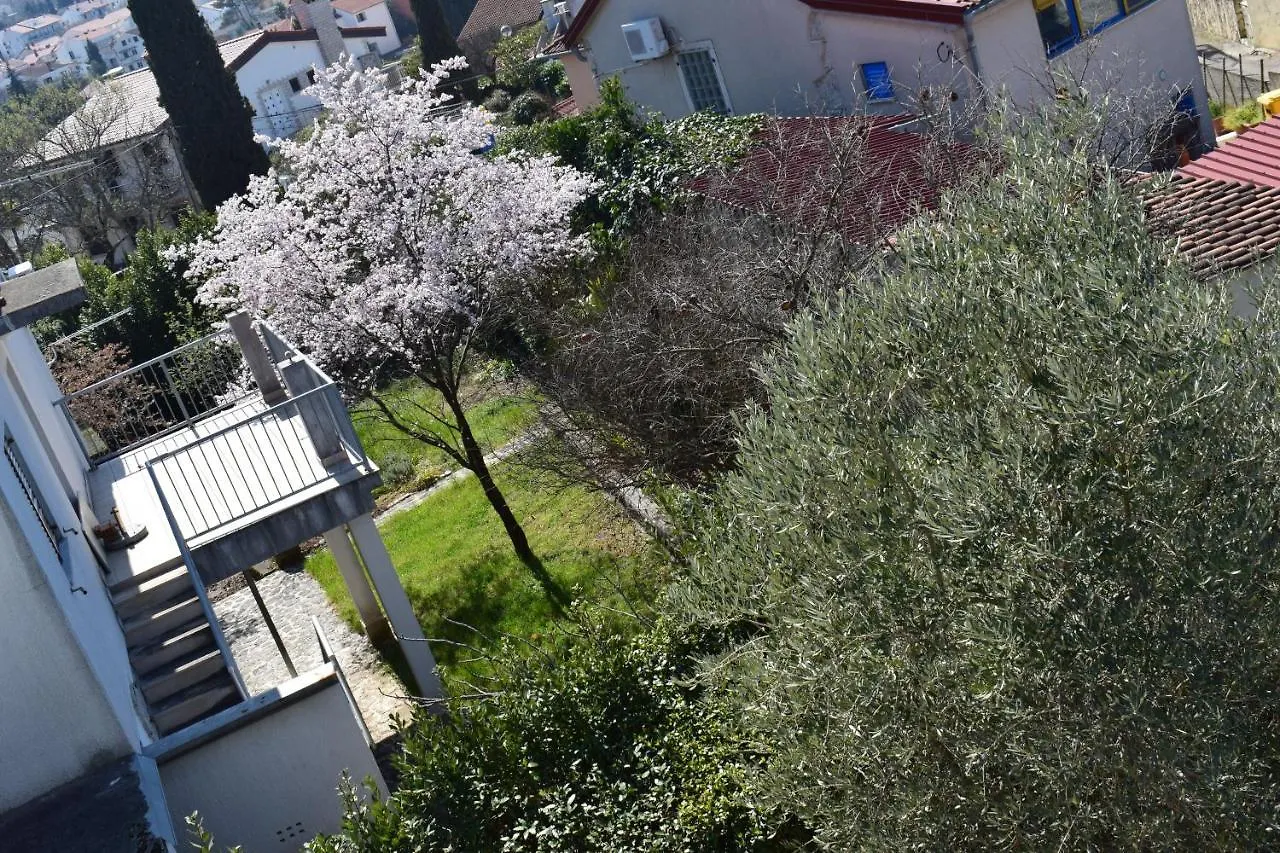 Apartment Vista Mare Malinska 0*,  Croatia